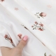 Двоспальна постільна білизна з простирадлом на резинці TINY FLOWERS CS1